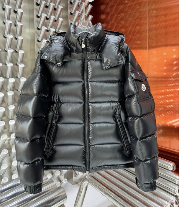 Kurtka męska Moncler Maya czarna puchowa z kapturem gęsi puch M