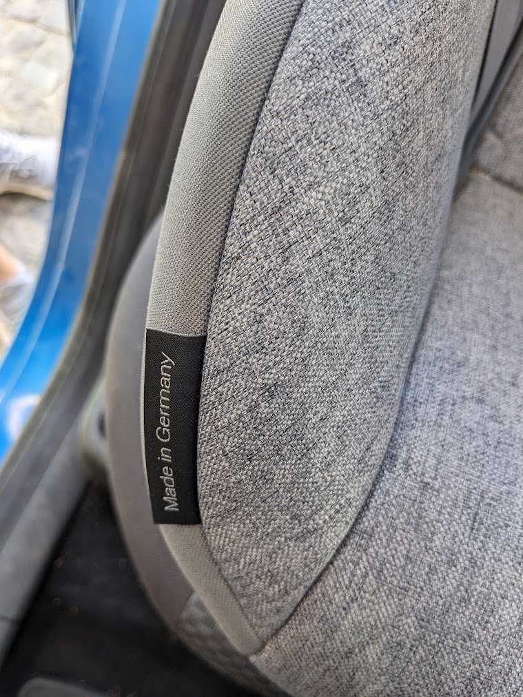 Дитяче автокрісло Britax-Romer Trifix2 i-Size Grey Marble