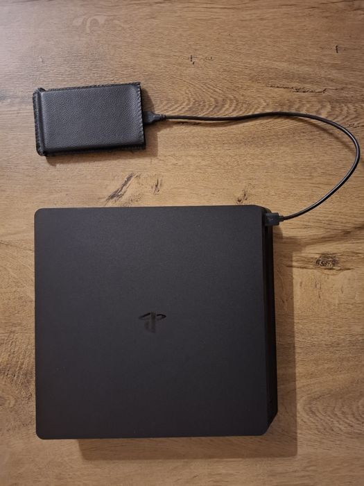 Ps4 slim + singstar i gry