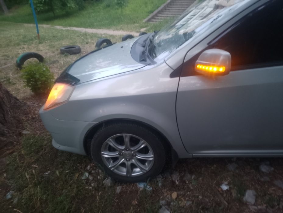 Продам Джили мк с малым пробегом в хорошем состоянии