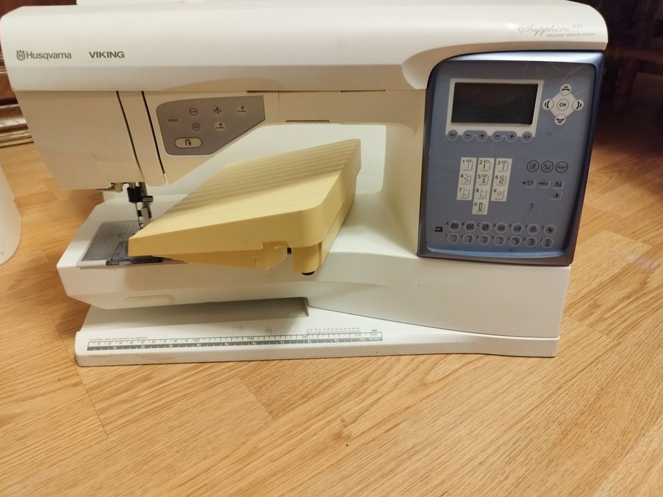 2 maszyny do szycia Husgvarnia Viking Sapphire 835