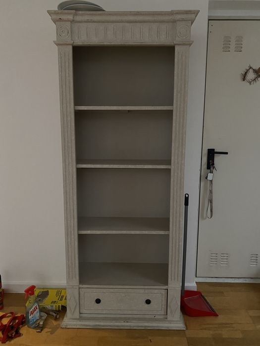 Estante com Prateleiras e Gaveta – 189x73x30 cm   (Como Nova)