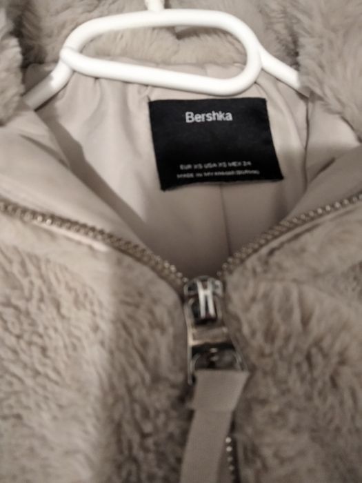 Futerko ciepłe  Bershka OKAJZA