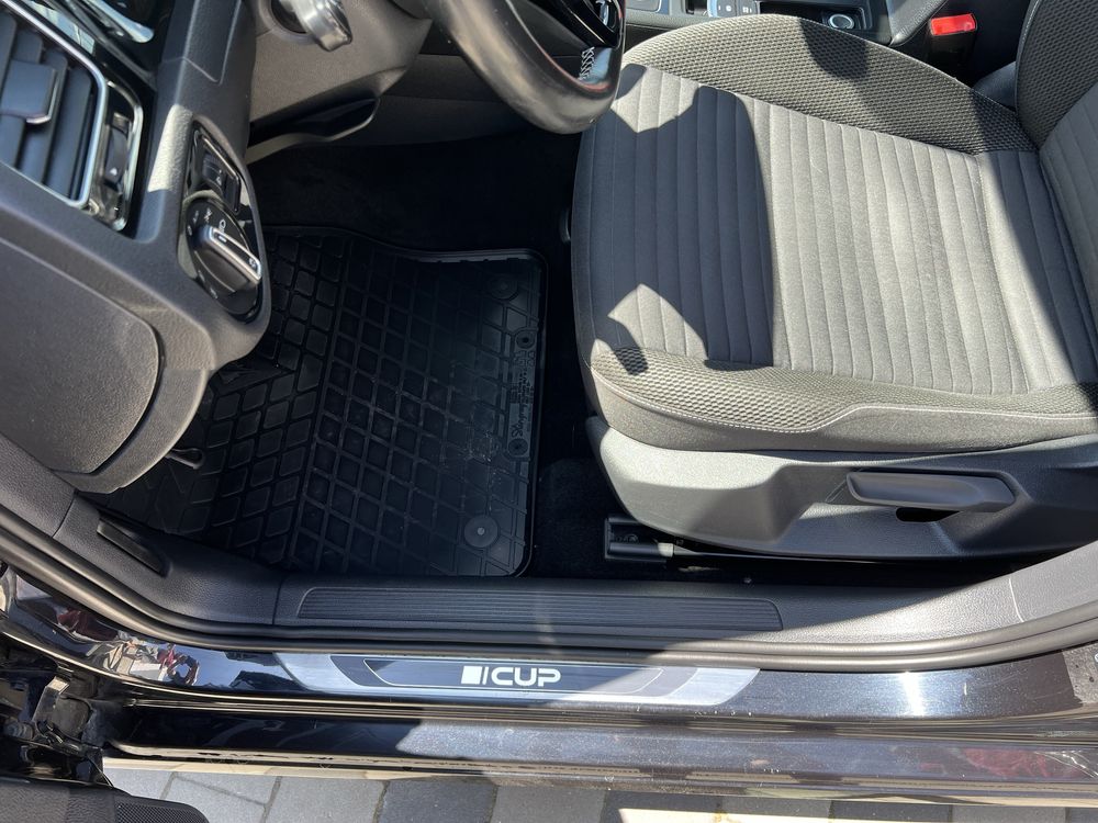 Продам автомобіль volkswagen golf 7