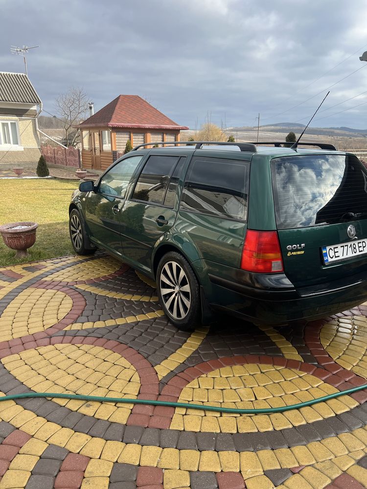 Легковий автомобіль