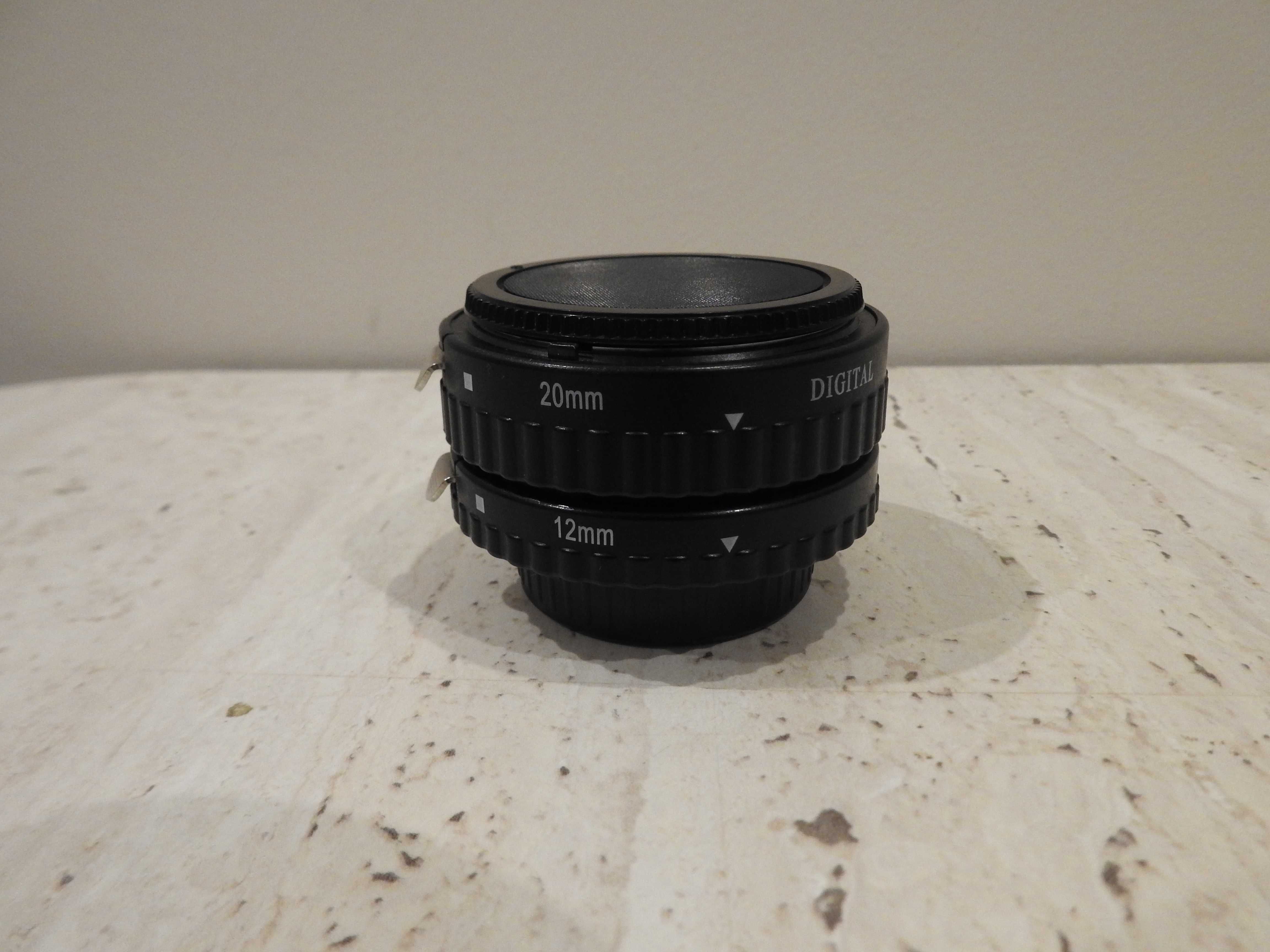 Metalowe pierścienie pośrednie makro Nikon 12 mm, 20 mm