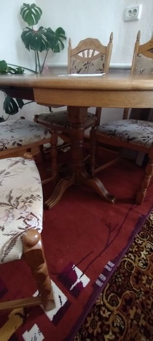 Продам стілі+4 крісла з Німеччини.