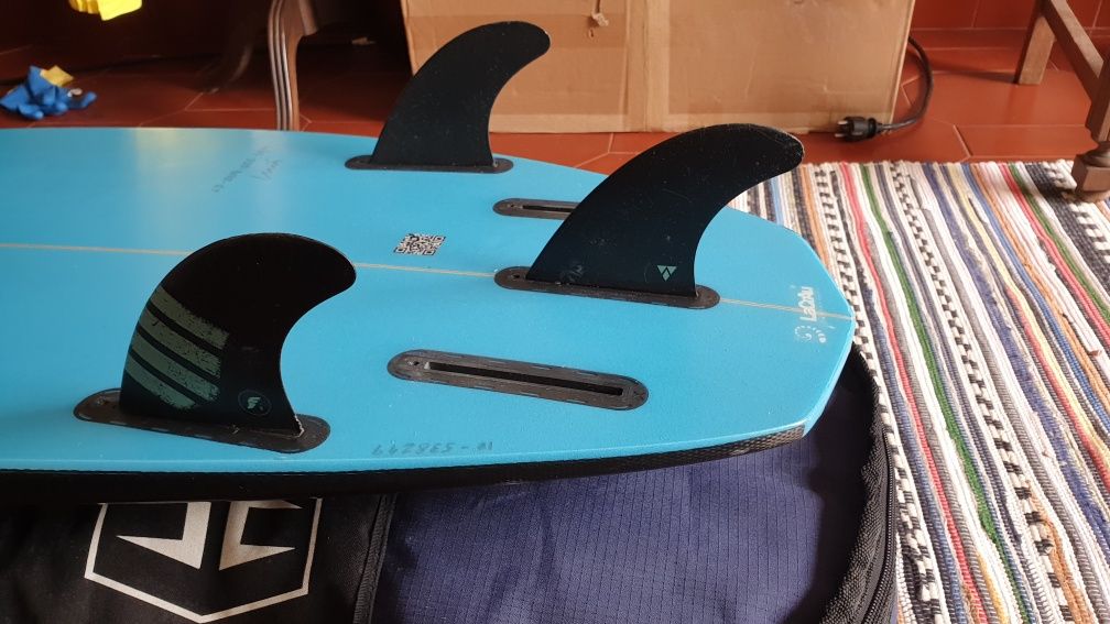 LaCrAu Surfboard 6'3 - 40 ltrs