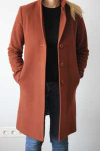 Демисезонне пальто від бренду Langora, М