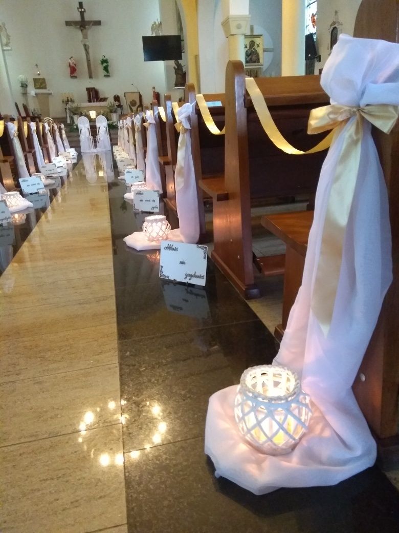 JEDEN DZIEŃ dekoracja kościoła ślub wesele tiul woal lampion