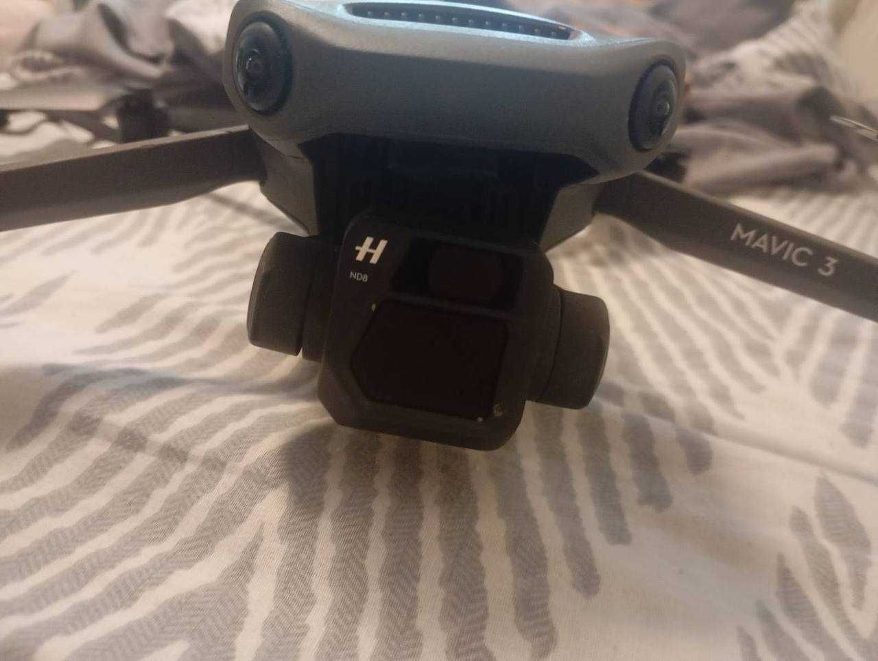 Квадрокоптер DJI Mavic 3