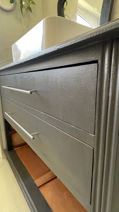 Movel + lavatório + torneira