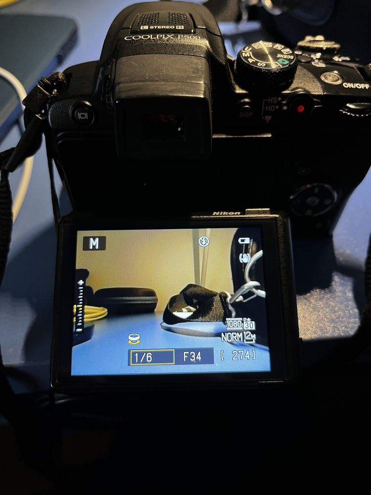 Nikon Coolpix P500