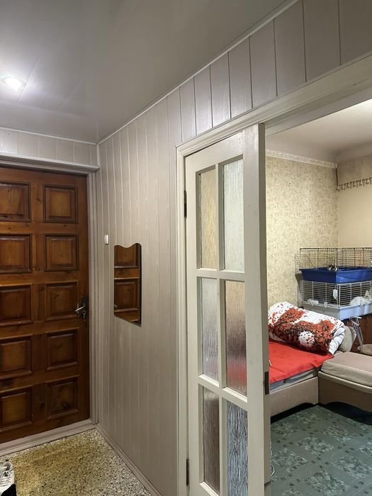 Продається 2-ох кімнатна квартира з автономним опаленням в центрі!