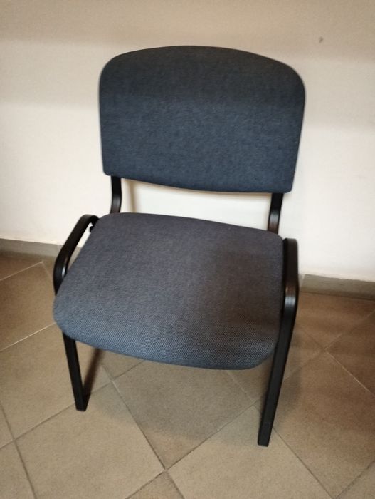 Krzesła biurowe , konferencyjne