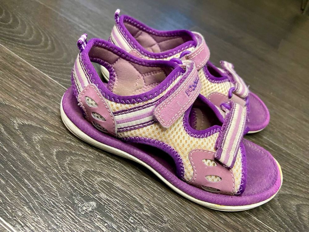 Босоніжки сандалі Clarks