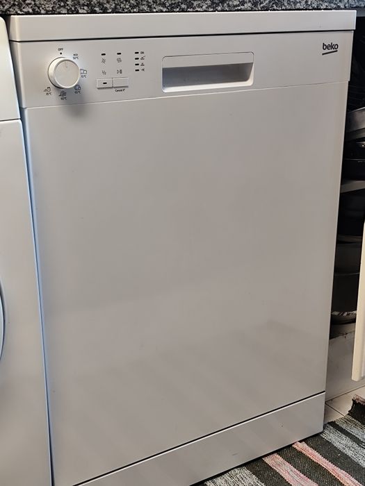 Lava loiça Beko 50€