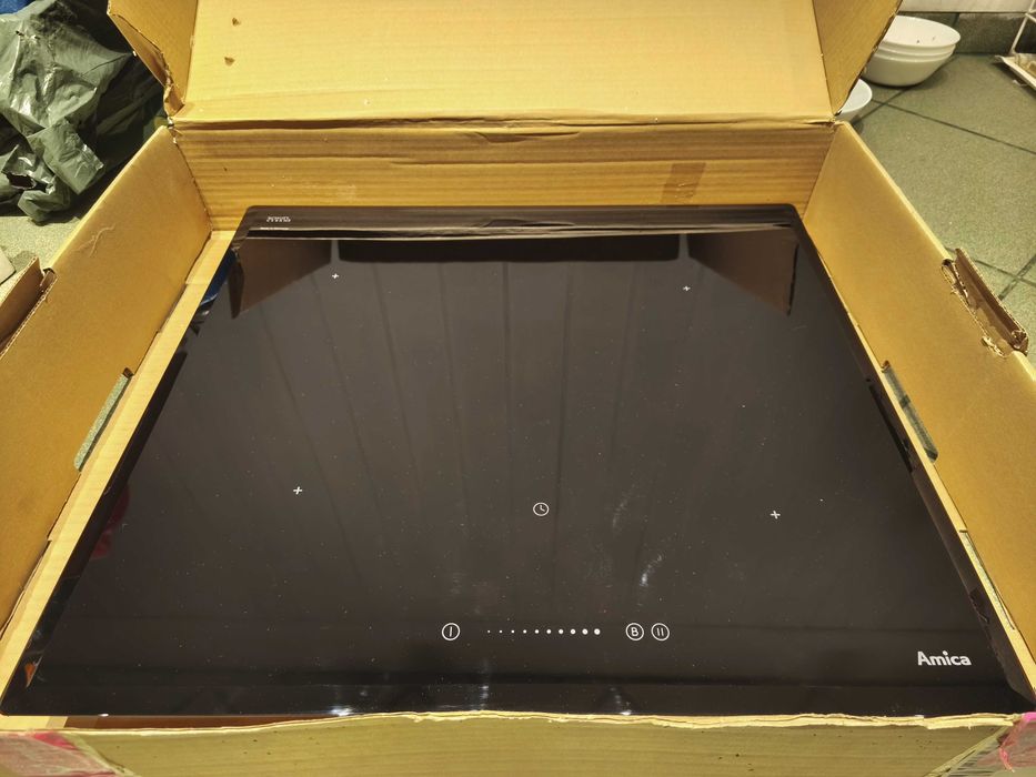 Płyta indukcyjna Amica, Model: PI6540FN, Typ: PBF4VI512FTB4S