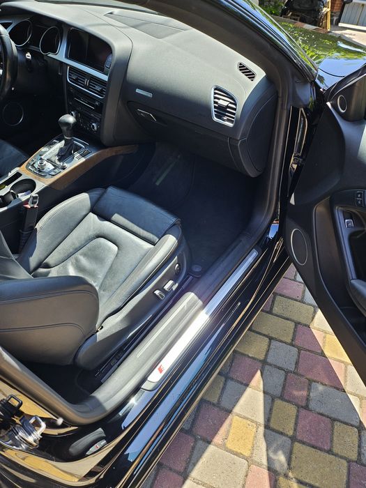 Продам AUDI A5 купе.