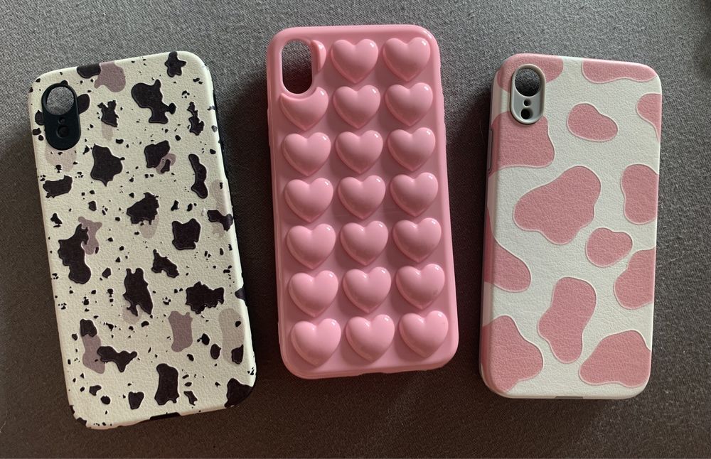 trzy etui iPhone Xr