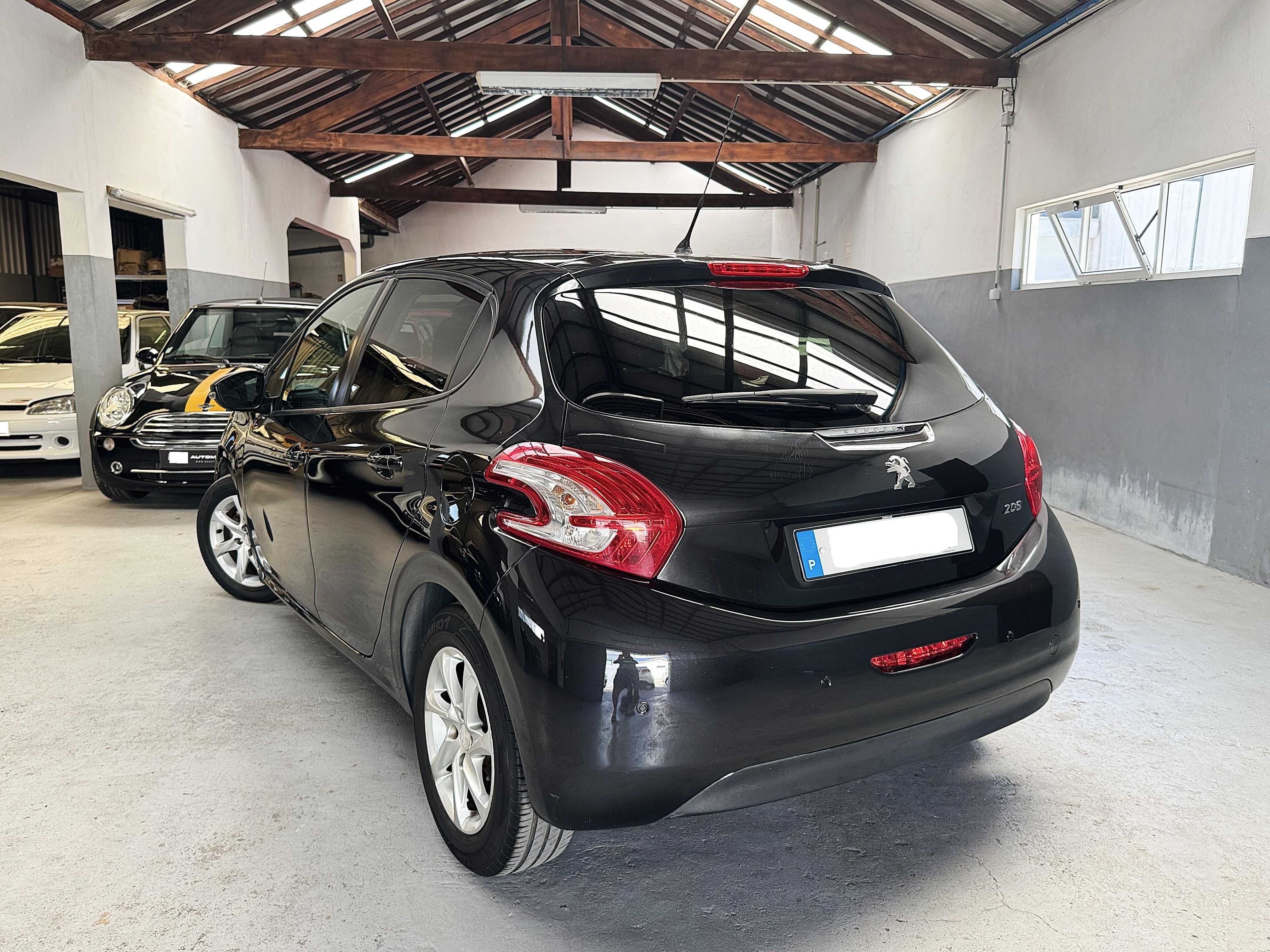 Peugeot 208 1.4 VTI Allure Nacional