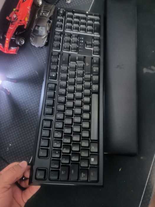 Teclado Gamer Razer Ornata V2 – Usado