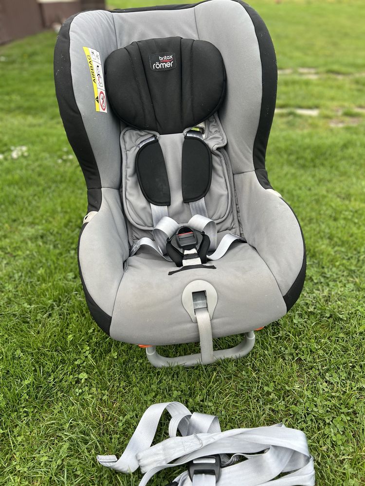 Fotelik 9-25 kg Britax Romer Max Way Plus storm gray