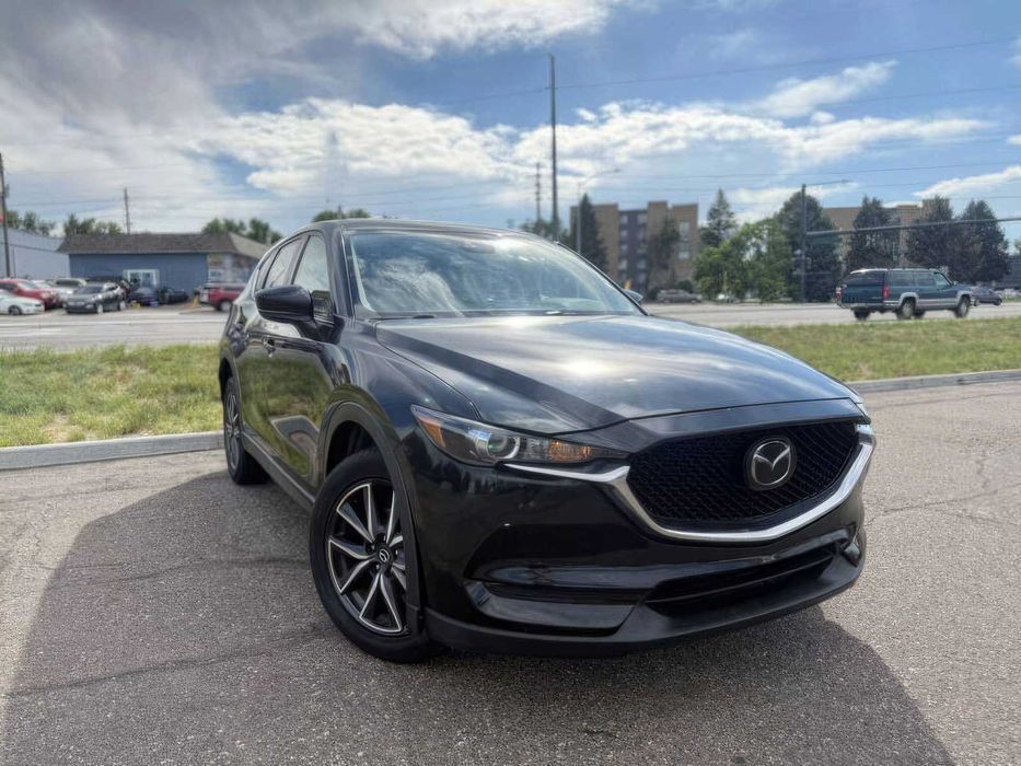 Mazda CX-5 Touring      2018