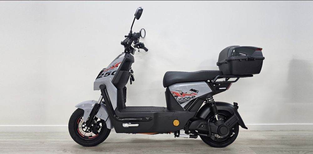 Scooters Elétricas NOVAS Vortex Mig L55 ( bateria removivel )