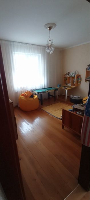 Окремий будинок, Крошня (рн Золоте Руно),