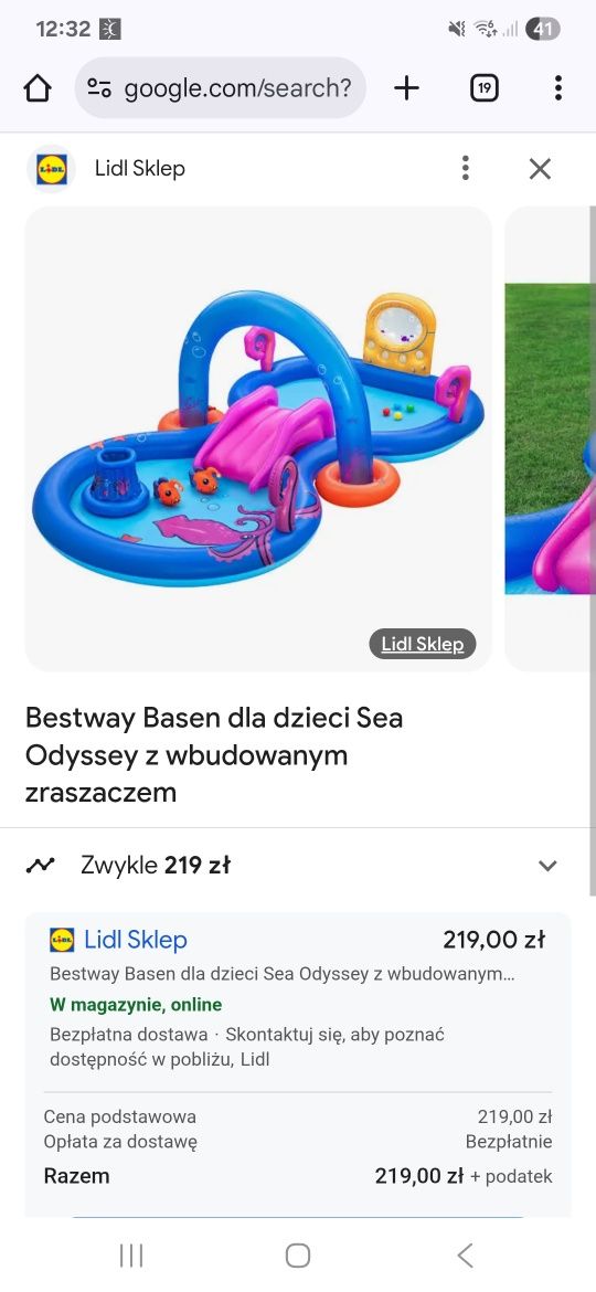 Basen dla dzieci z wbudowanym zraszaczem
