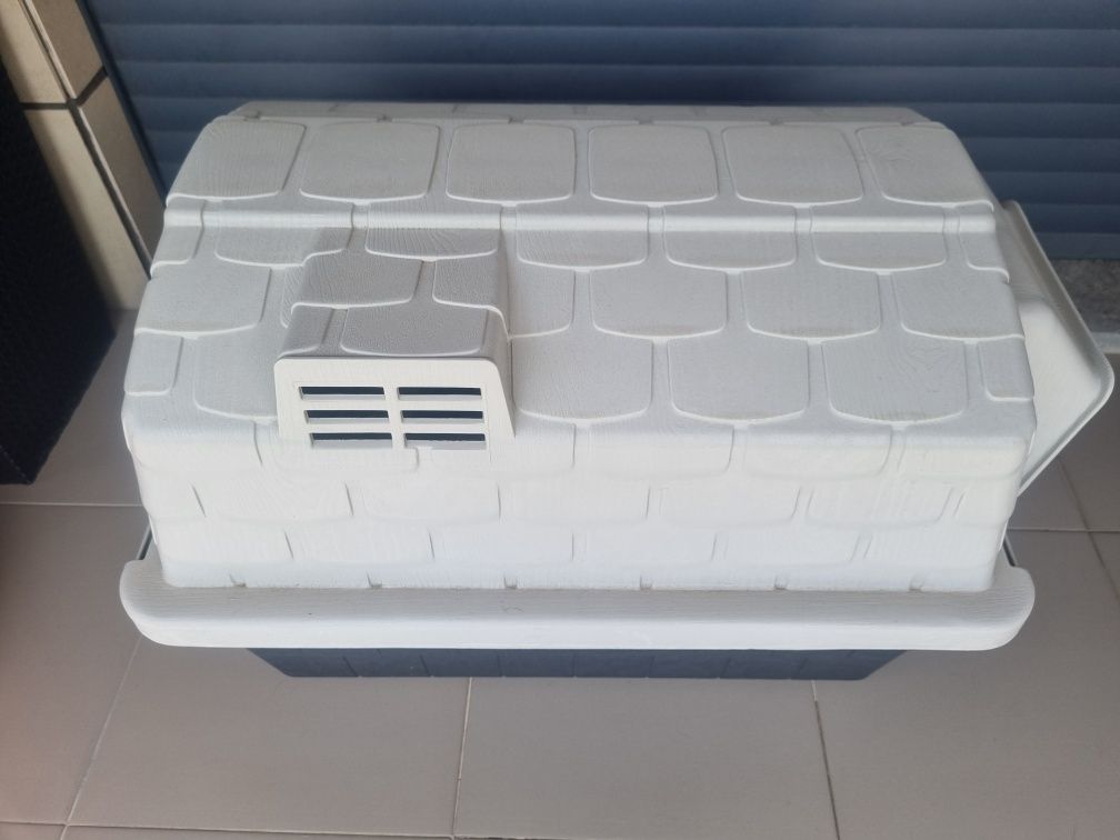 Casota para cão de médio porte