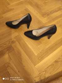 Buty damskie szpilki skórzane nr 39