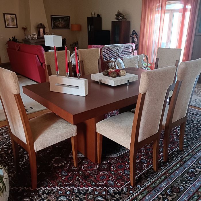 Mesa de jantar como nova