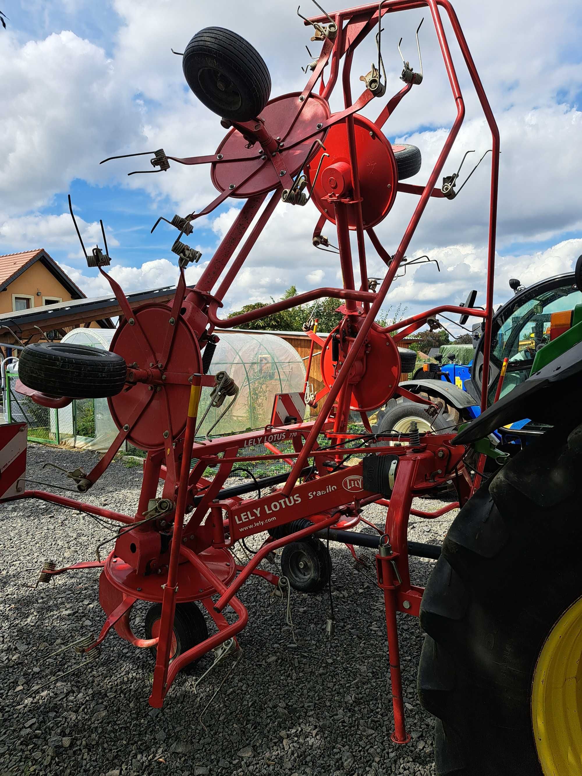 Przetrząsarka Lely Lotus Stabilo 770 Przewracarka