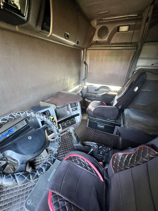 Рено магнум, зерновоз, напівпричеп