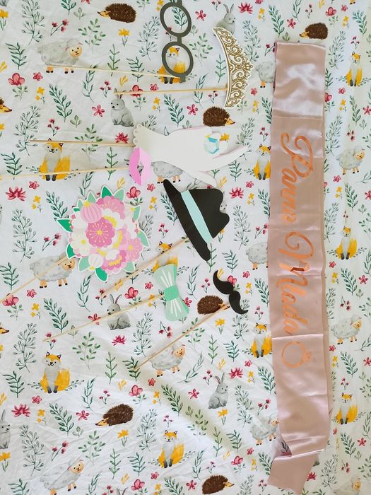 Szarfa Panna Młoda i gadżety do zdjęć