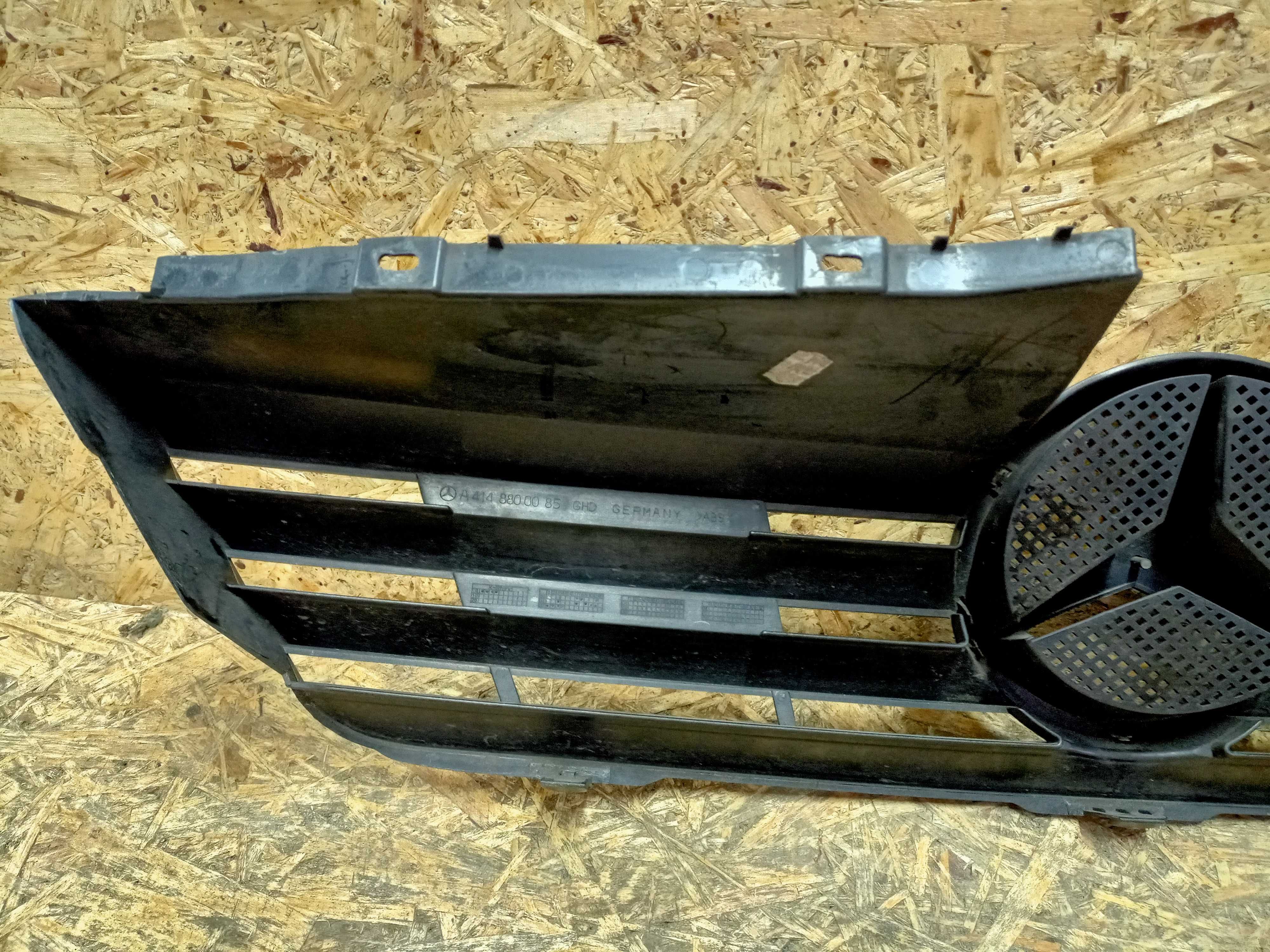 Mercedes Vaneo grill zderzaka atrapa chłodnicy oryginał demontaż