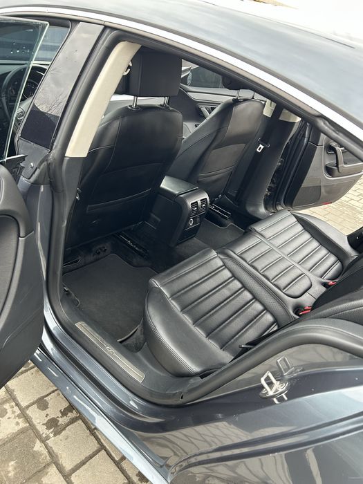 Стильний Volkswagen Passat CC 2012 — доглянутий, сів і поїхав