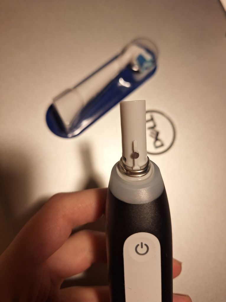 Oral B io3 szczoteczka elektryczna