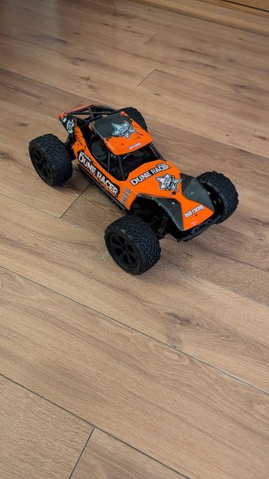 BSD samochód zdalnie sterowany UNE RACER 218T 1/10 4WD - wersja pomar