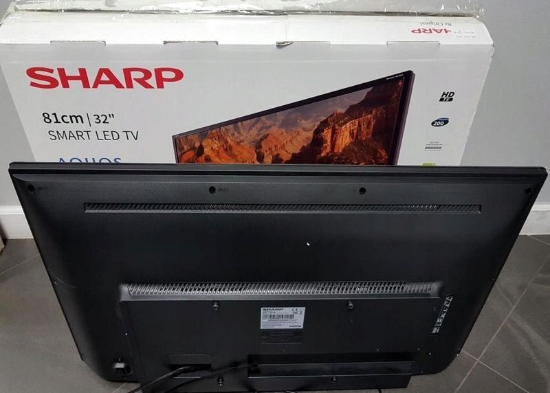 Sprzedam telewizor LED 32 cale Sharp AQuos stan jak nowy