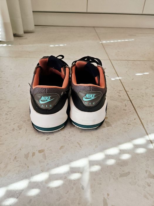 Nike Air Max Excee 38,5