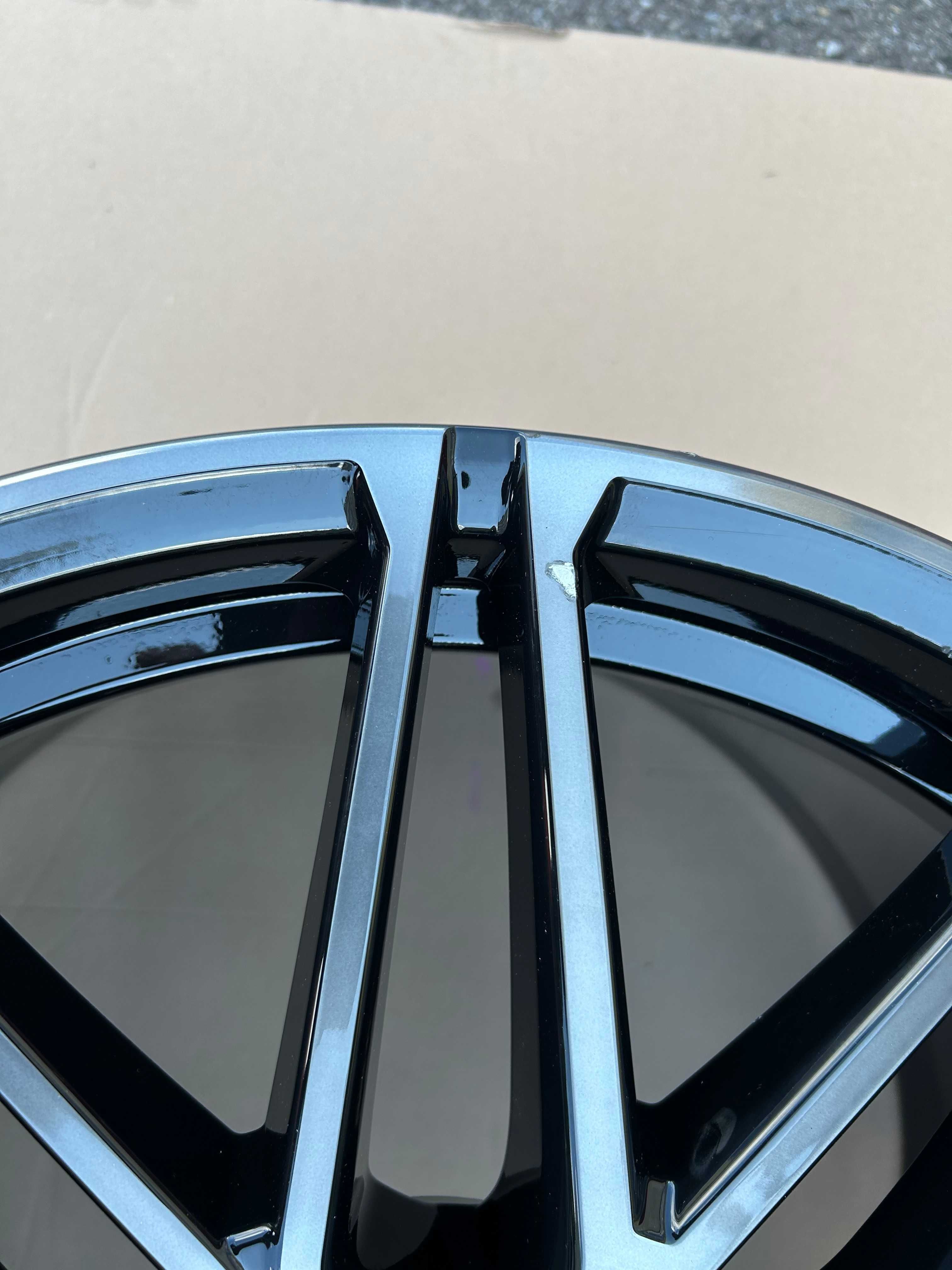 BMW F95 X5M X6M felga 11,5x22 Mpakiet OE