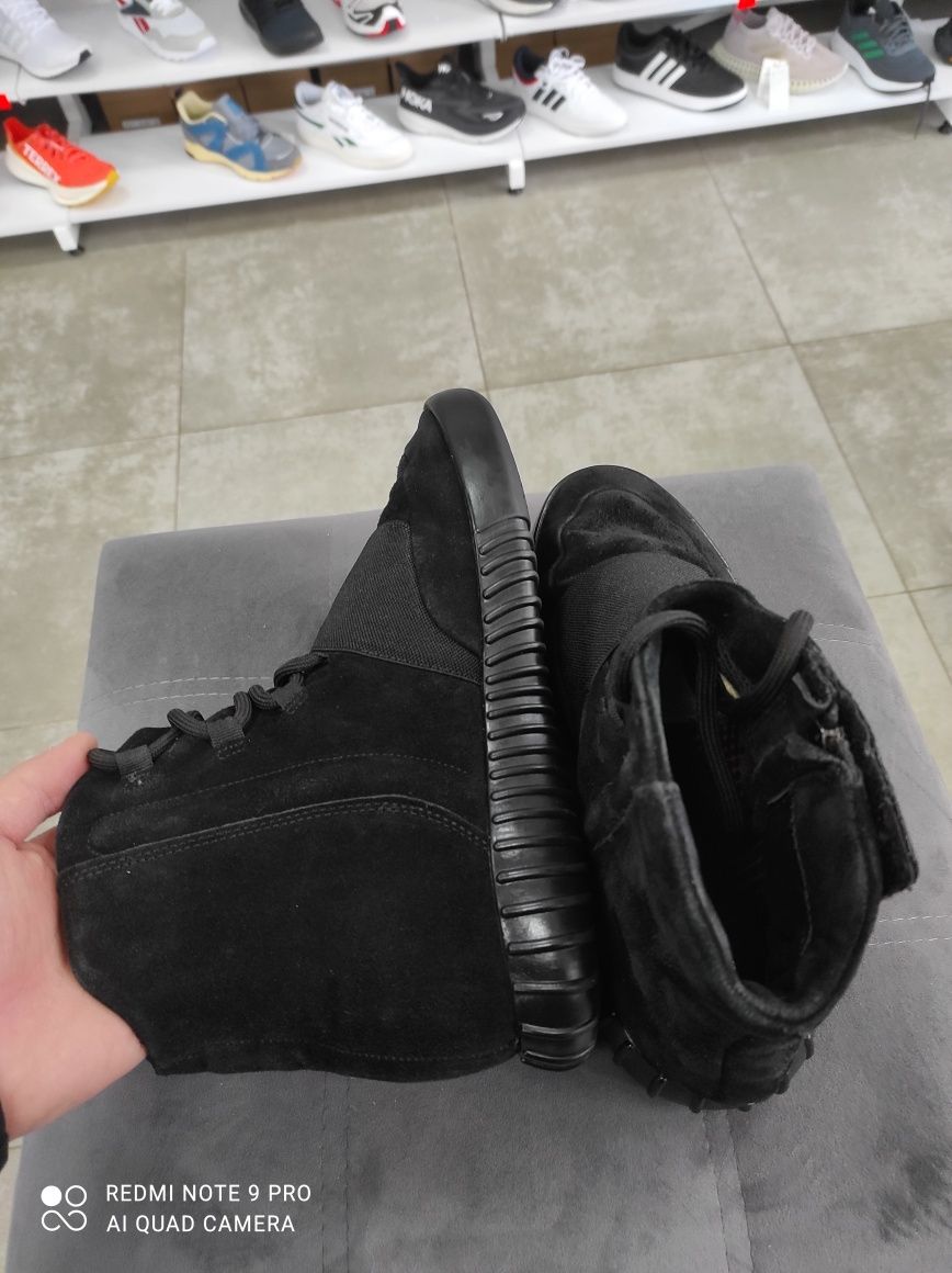 ОРИГІНАЛ 100% Кросівки Adidas Yeezy Boost 750