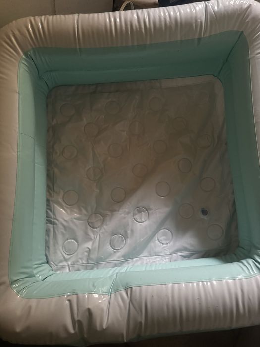 Basen z miękkim dnem INTEX