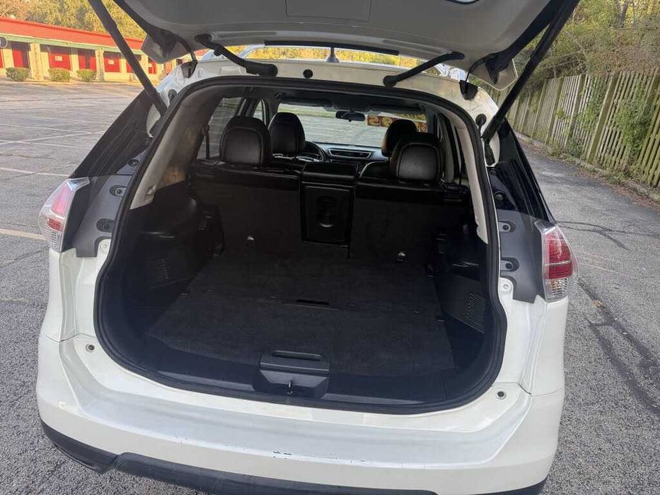 Nissan Rogue SL      2016