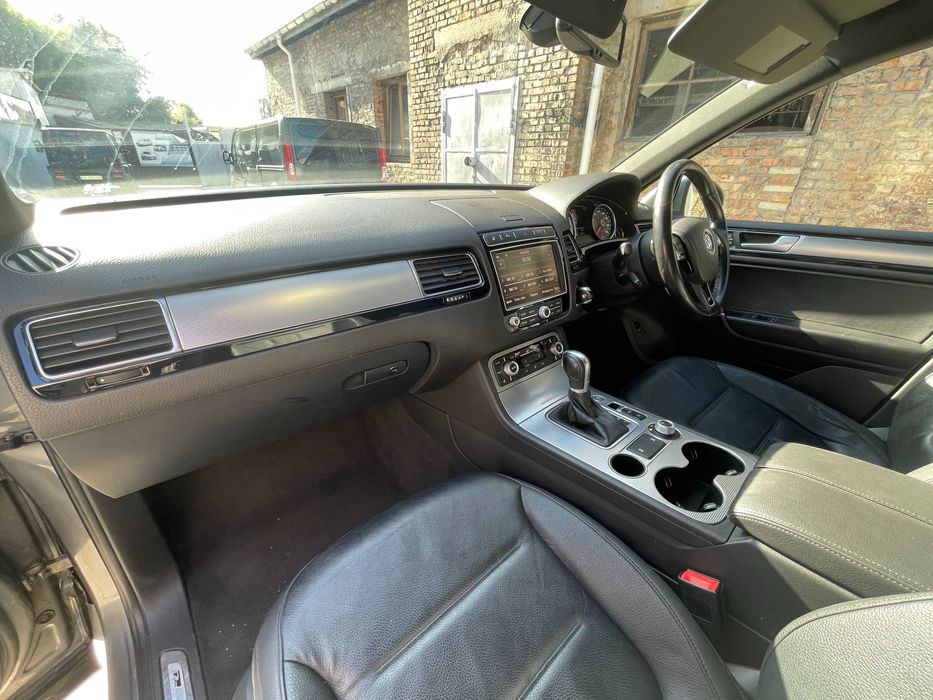 Розборка Touareg FL Разборка Туарег ФЛ Авторозборка CVVA 3.0d Запчасти