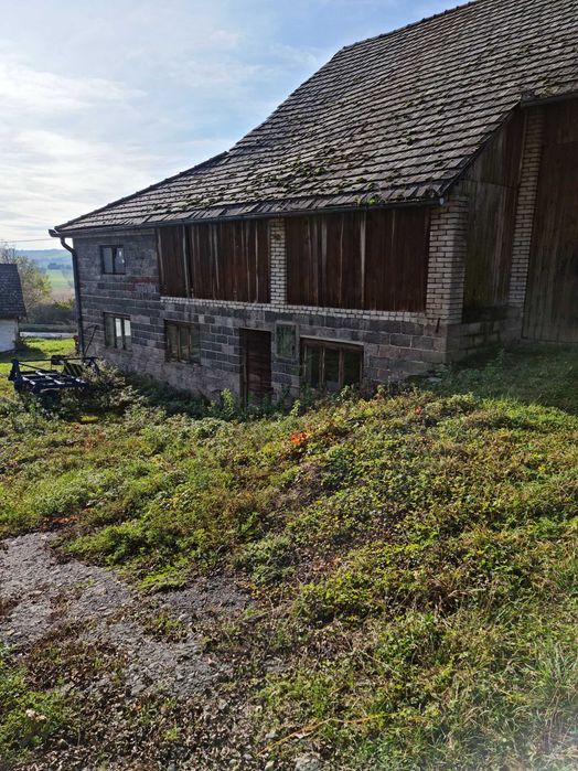 Gospodarstwo rolne MAGAZYN dom stodoła hala Biskupice duża działka 60a