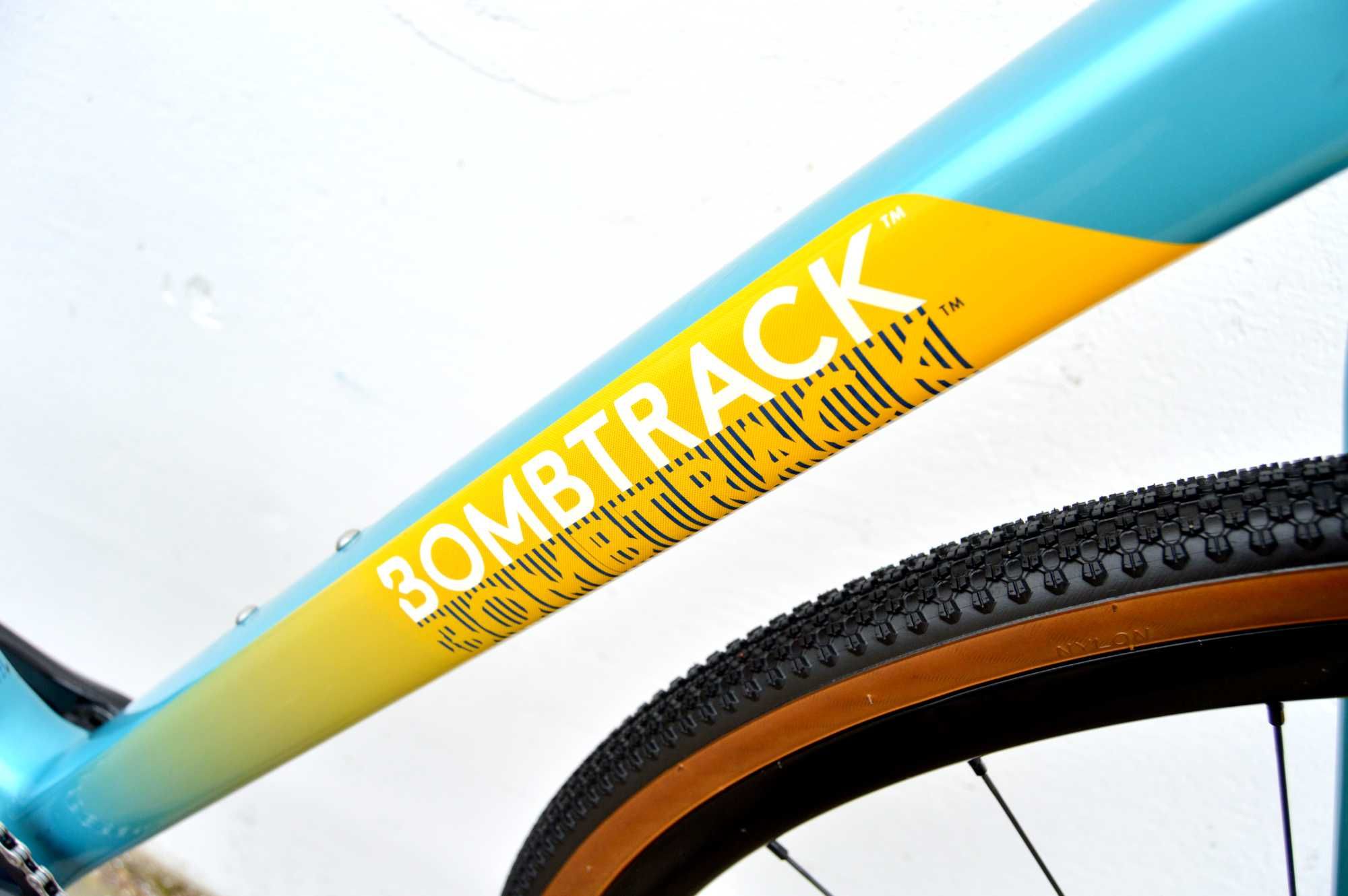 Gravel BOMBTRACK TENSIONC Force1 1x11 CARBON hydraulika Faktura RATY